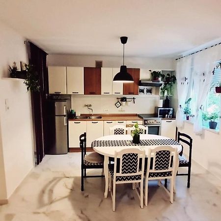 Apartment Brdo Пула Екстериор снимка